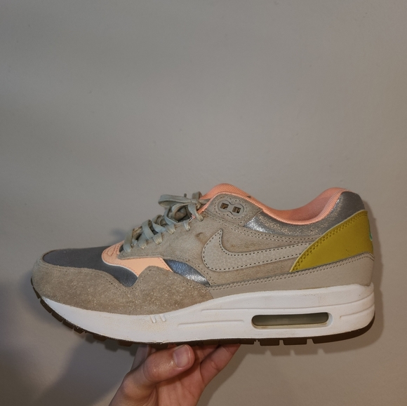 NIKE Wmms Air Max 1 STRING SUNSET GLOW 8.5 US - Picture 8 of 8